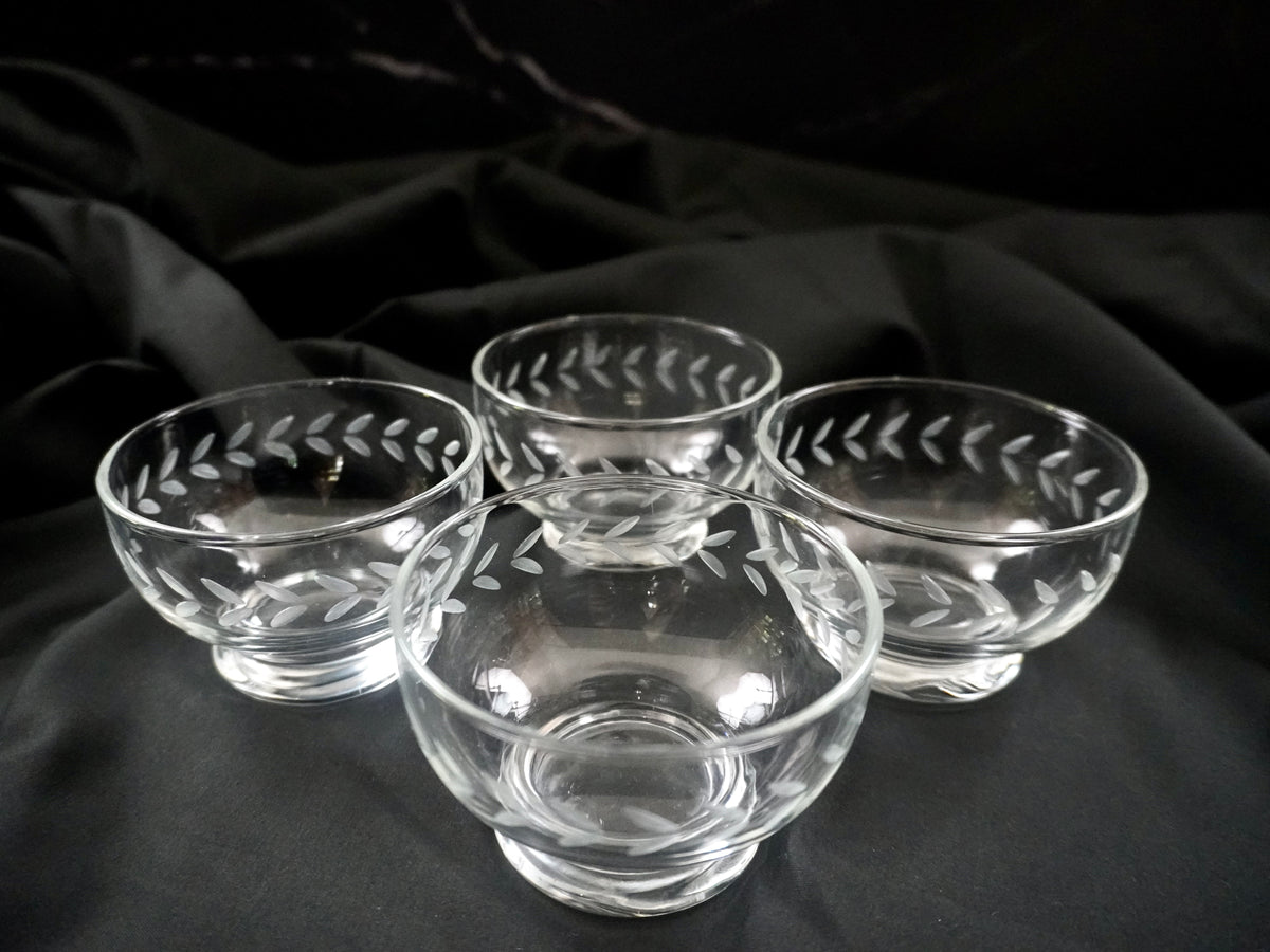 Anchor Hocking Laurel Gray Cut Small Dessert Bowls
